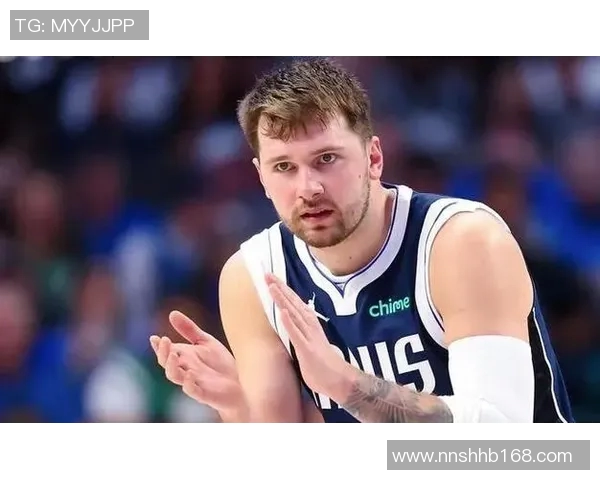 东契奇狂砍73分刷新现役最高分记录独行侠成功终结太阳队11连胜纪录