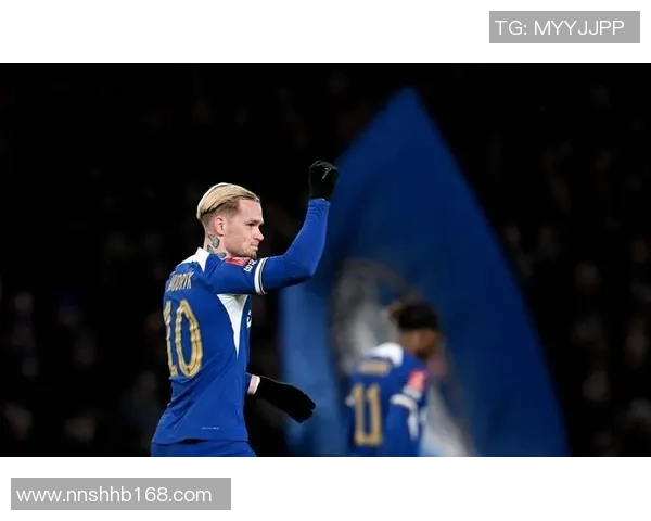 切尔西更衣室风波升级斯特林与恩佐训练场激烈冲突内幕揭秘 切尔西更衣室风波升级斯特林与恩佐训练场激烈冲突内幕揭秘