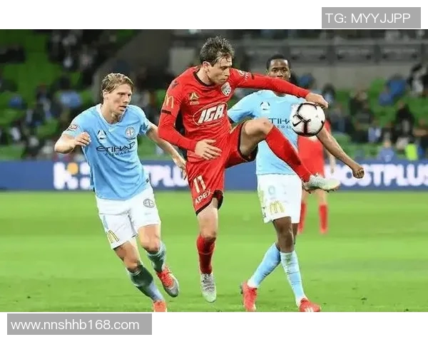 布里斯班与珀斯激战正酣比分揭晓精彩瞬间回顾